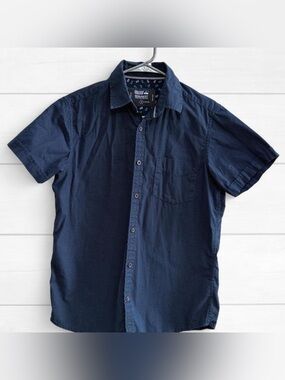 Monument Men's Navy Short Sleeve Button-Up Shirt